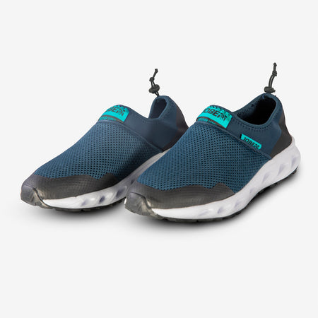 Outdoor Hub Limited Jobe Discover Slip On shoes in midnight blue, featuring a comfortable slip-on design and stylish casual look.
